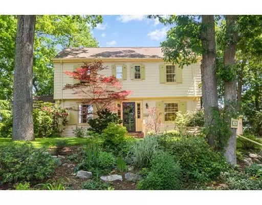 14 Hillcrest Circle, Newton, MA 02468