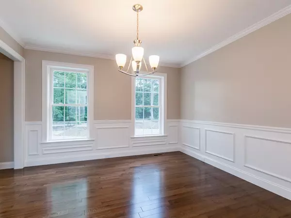 Norfolk, MA 02056,31 Boardman St