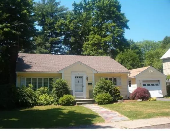 2 Lincoln St, Maynard, MA 01754