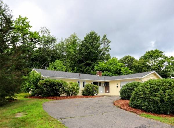 8 Doris Road, Framingham, MA 01701