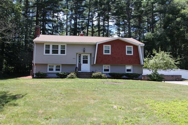 13 Satuckett Ln, Billerica, MA 01821