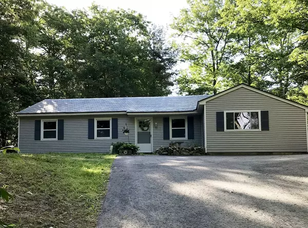 5 Contoocook Ave, Jaffrey, NH 03452