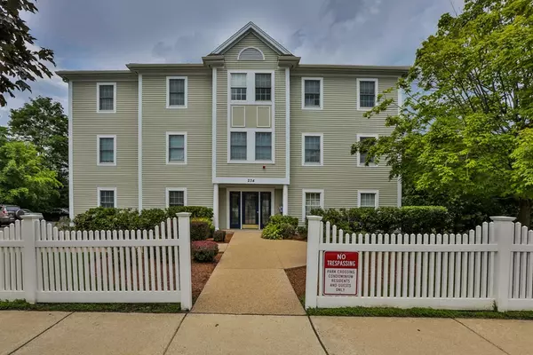 234 Water St #202, Wakefield, MA 01880