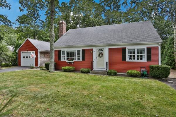 39 Sheffield Rd, Brewster, MA 02631