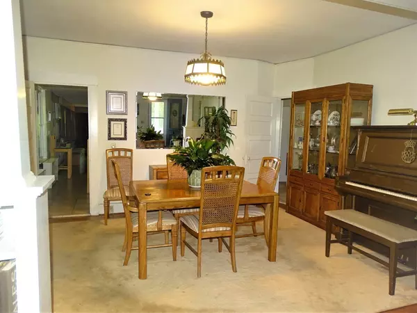 Westborough, MA 01581,17 Whitney Street