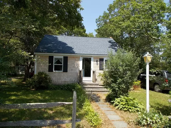 36 Avalon Drive, Falmouth, MA 02536