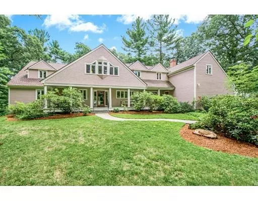 20 Ironwood Rd, North Andover, MA 01845