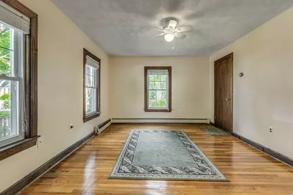 Wakefield, MA 01880,6 Bartley St