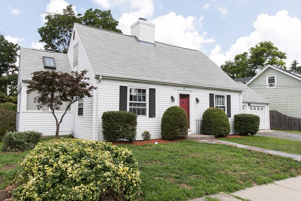 55 Grosvenor Ave, Pawtucket, RI 02860