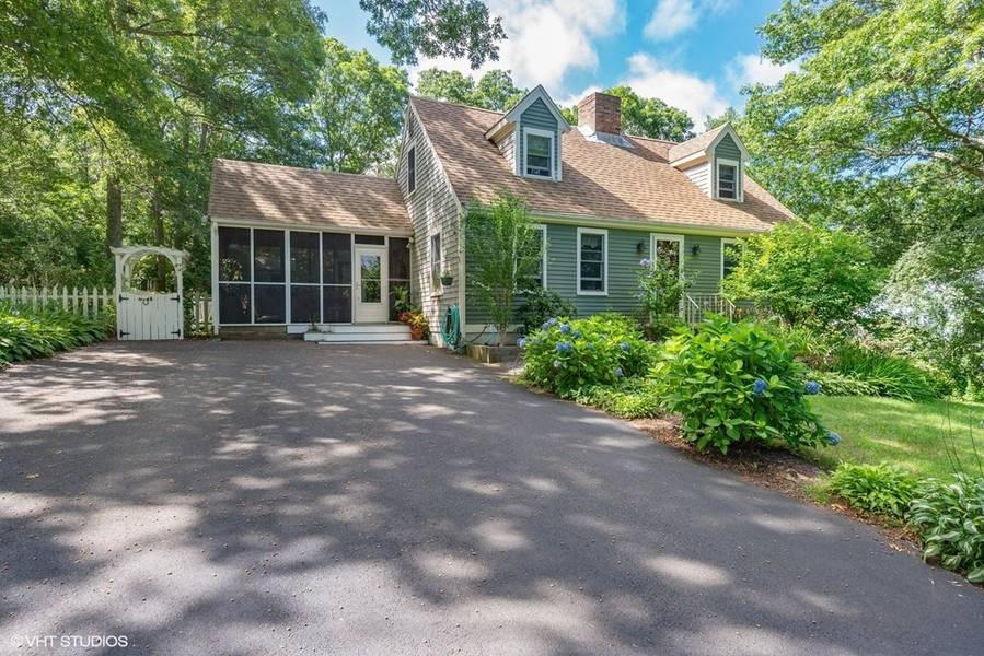 25 Tabor Rd, Sandwich, MA 02644