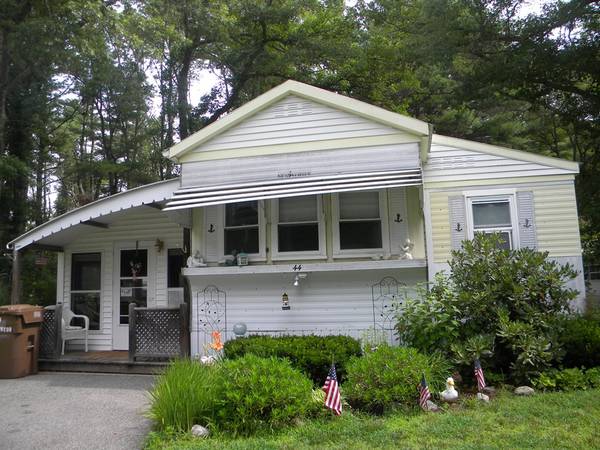 44 Maplewood Drive, Halifax, MA 02338