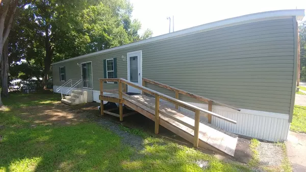 Palmer, MA 01069,9 Quaboag Valley Coop