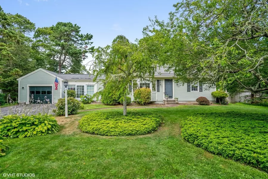 46 Paula Ln, Yarmouth, MA 02673