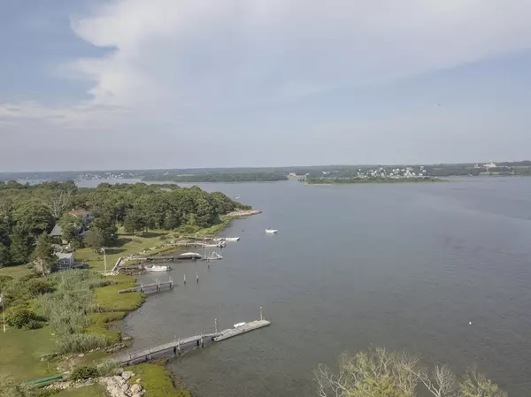 Westport, MA 02790,1746-D Drift Road