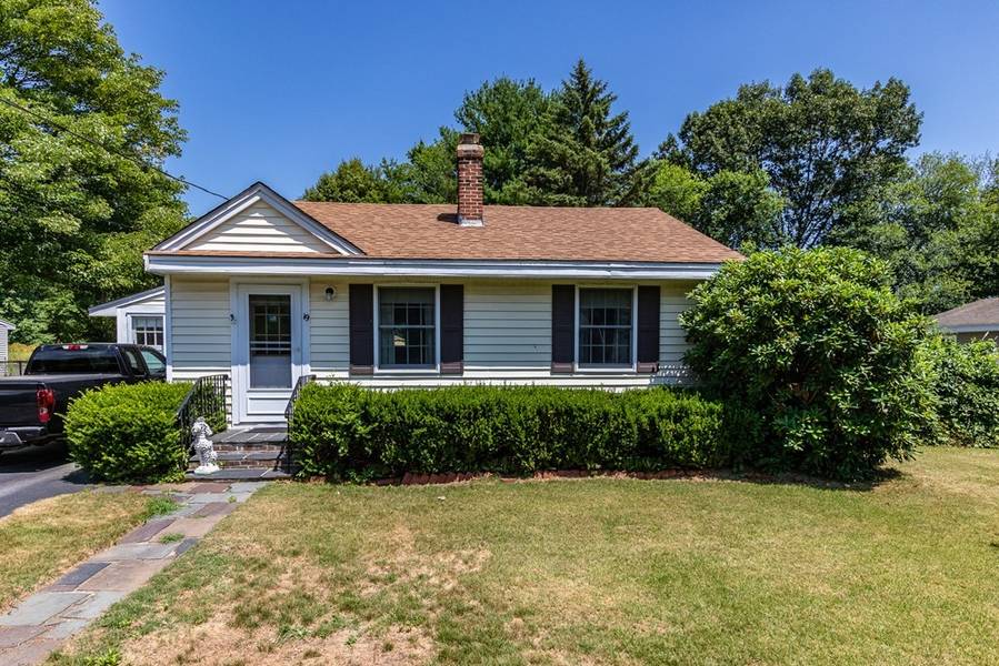 19 Burditt Road, North Reading, MA 01864