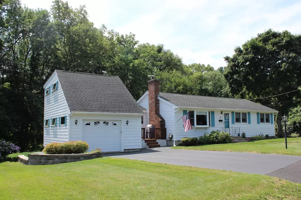 Marlborough, MA 01752,61 Farmington Cir