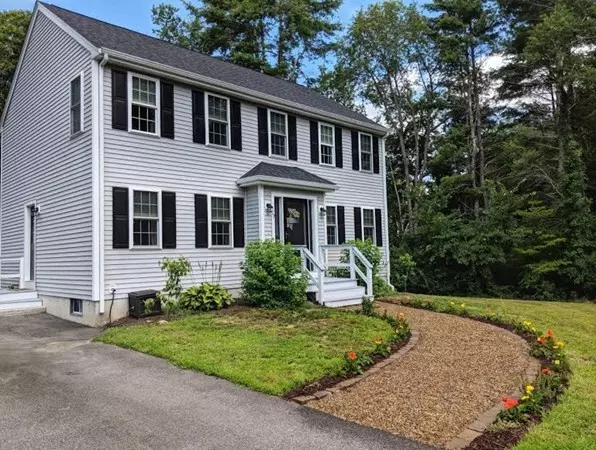 29 Katrina Rd, Middleboro, MA 02346