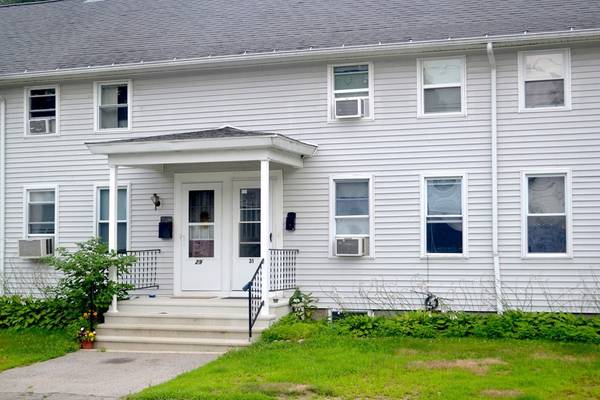 31 B St #31, Northbridge, MA 01588