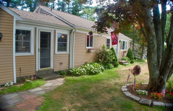 513 Water St, Hanover, MA 02339