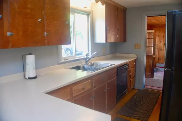 Hanover, MA 02339,513 Water St