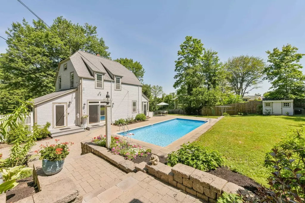Milton, MA 02186,220 Beacon Street