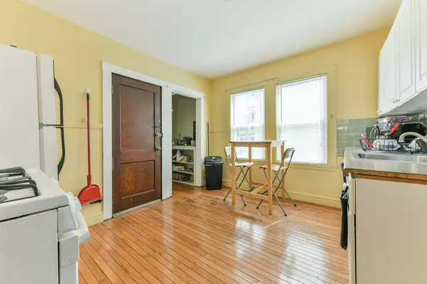 Boston, MA 02131,4058 Washington St