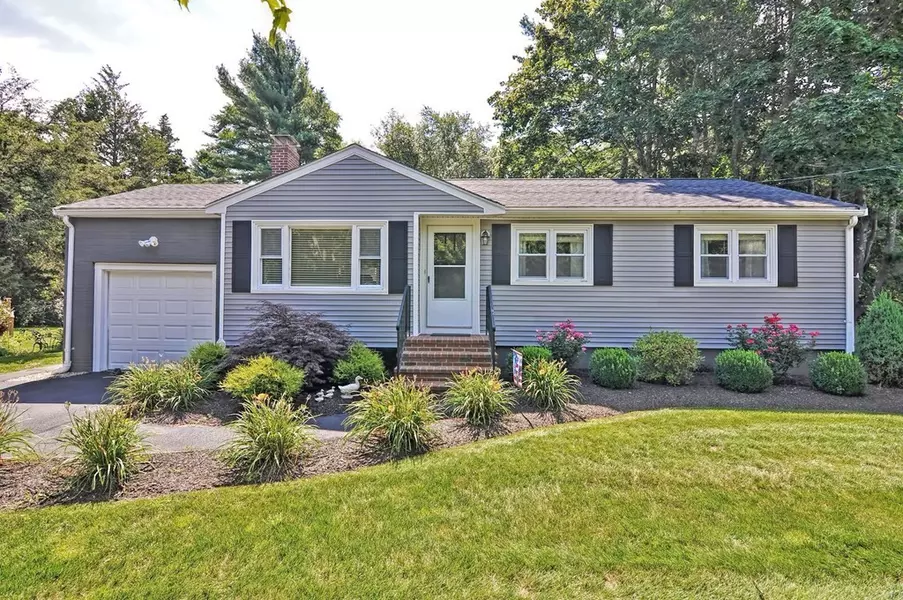 837 North Main Street, Raynham, MA 02767