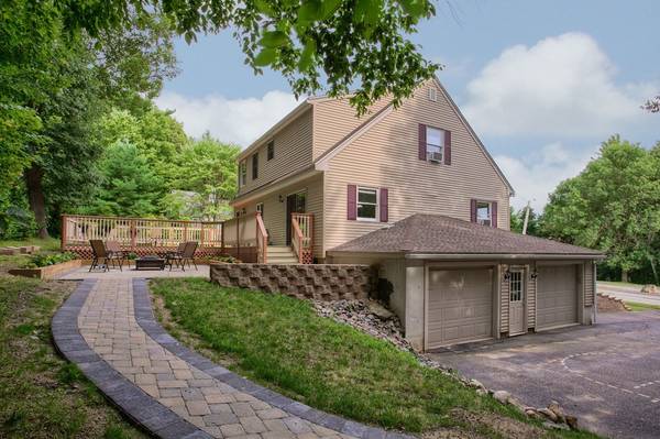 50 Stoneybrook Rd, Fitchburg, MA 01420