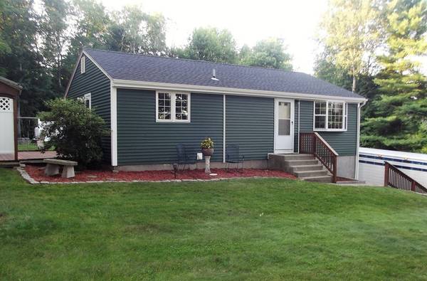 Charlton, MA 01507,186 Brookfield Road