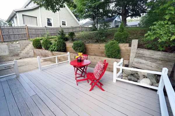 Medford, MA 02155,21 Taft St