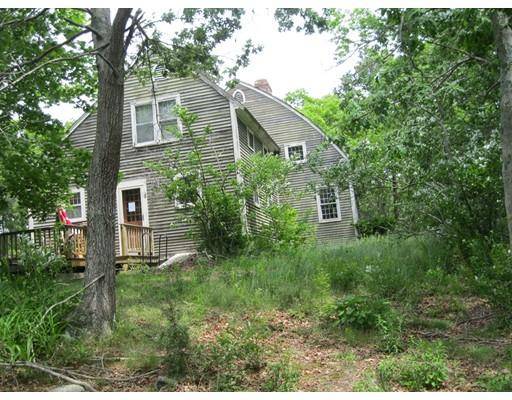 8 Cardinal Rd, Sandwich, MA 02563