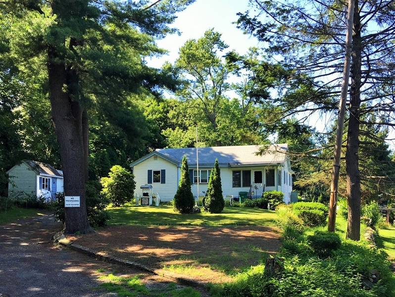 90 Peach Orchard Rd, Burlington, MA 01803