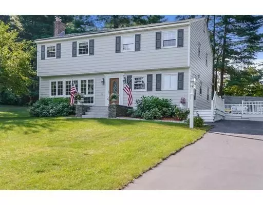 16 Hidden Way, Chelmsford, MA 01824