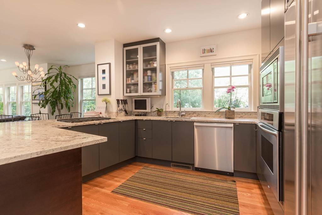 Cambridge, MA 02138,202 Appleton Street #202