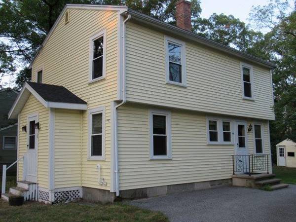 Tewksbury, MA 01876,94 Marshall St