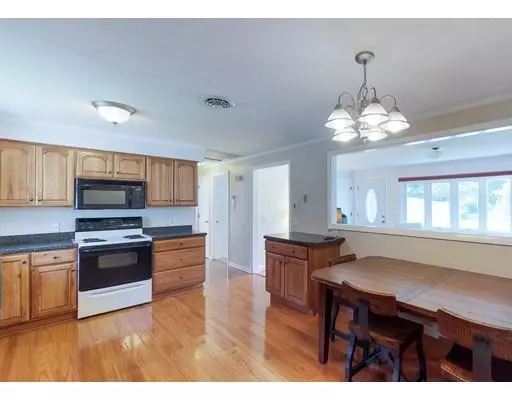 Agawam, MA 01030,90 Clover Hill Dr