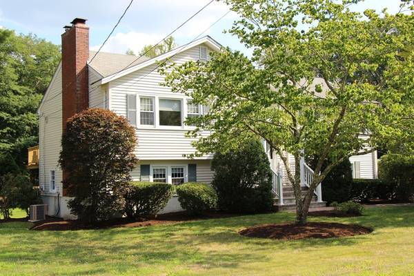 33 Blackberry Lane, Framingham, MA 01701