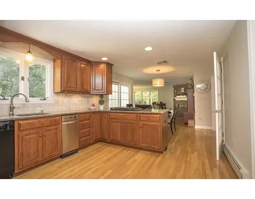 Bridgewater, MA 02324,25 Trebors Way