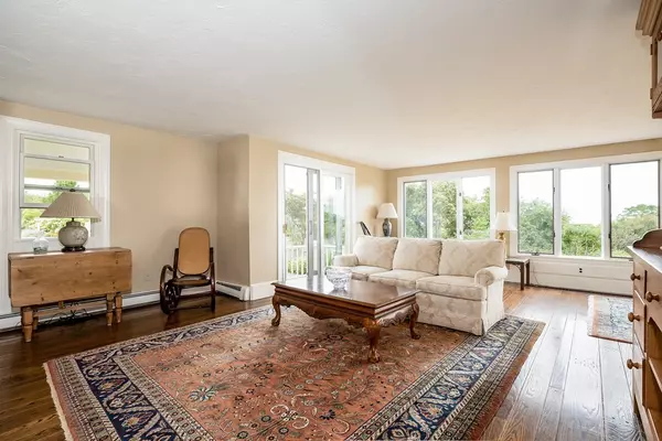 Plymouth, MA 02360,37 Colony Beach Blvd