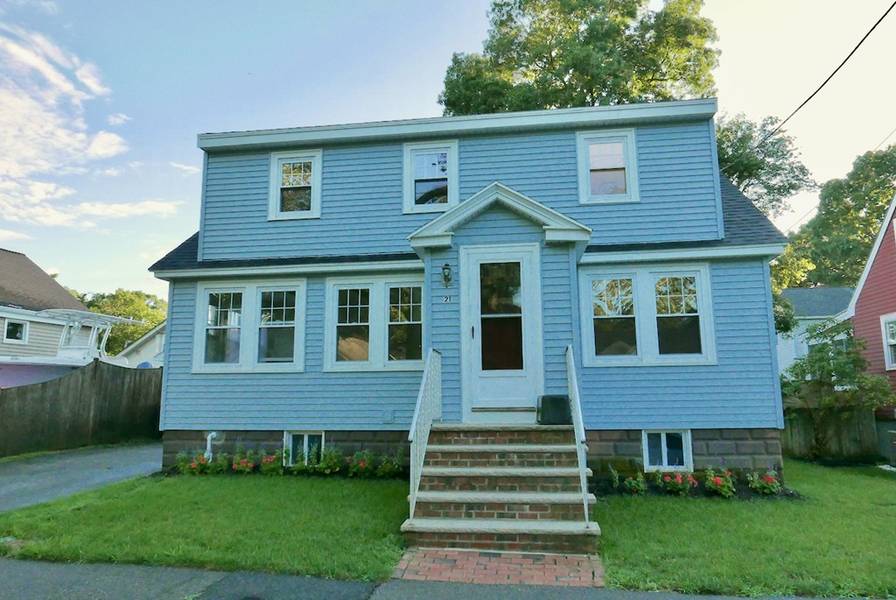 21 Hillside Ave, Beverly, MA 01915