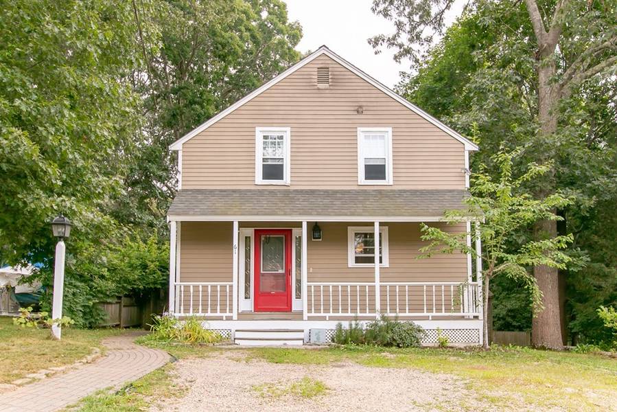 61 Homestead Ave, Marshfield, MA 02050