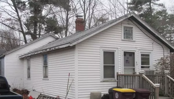 95 Lakehurst Ave, Weymouth, MA 02189