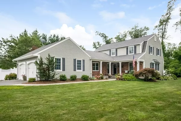 16 Bittersweet Ln, Wilbraham, MA 01095