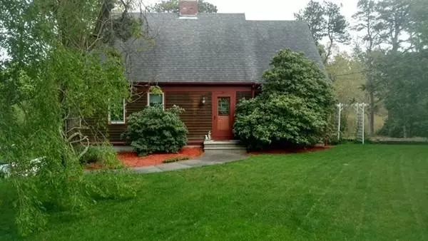 24 Foster Rd, Sandwich, MA 02537