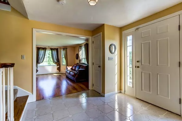 Northborough, MA 01532,6 Lanthorn Rd