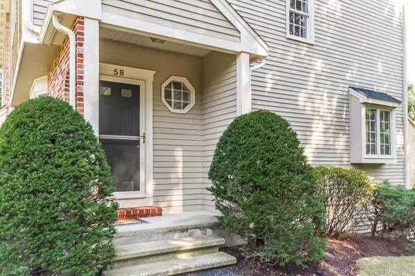 Groton, MA 01450,5 Brookfield Dr #B