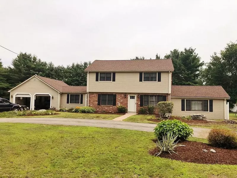 84 Dean St, Norton, MA 02766