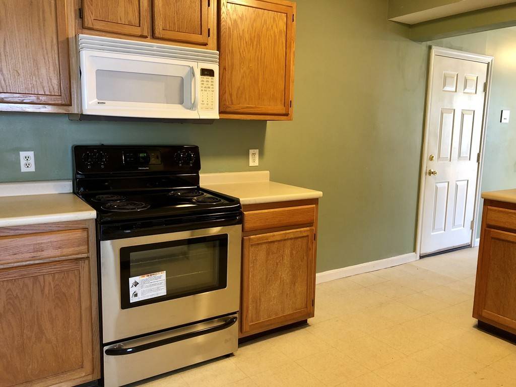 Malden, MA 02148,661 Main St #15