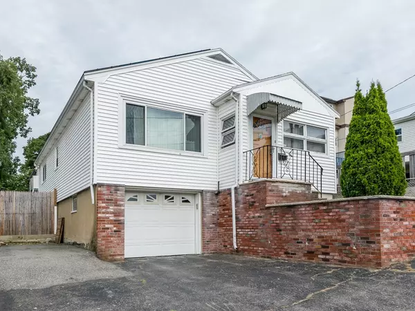 56 Furness, Revere, MA 02151