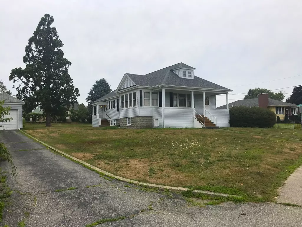 Swansea, MA 02777,12 Bark St